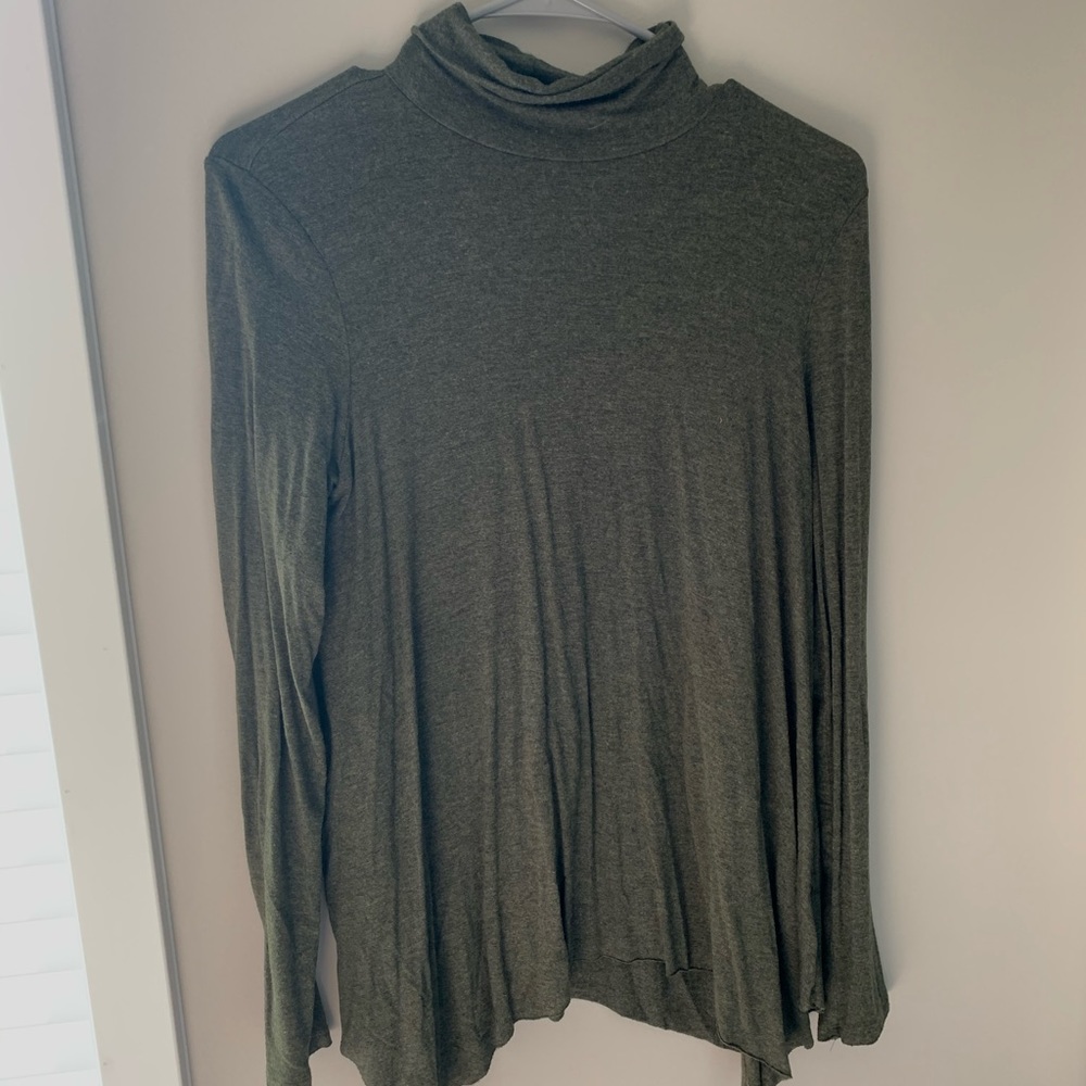 🌵2 FOR $20 🌵American Eagle Soft and Sexy Shirt